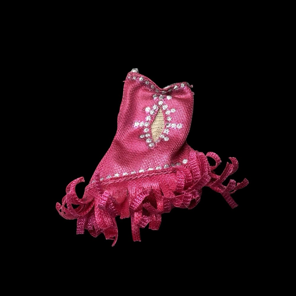 MGA Bratz Play Sportz Ice Skating‎ Cloe Replacement Pink Dress